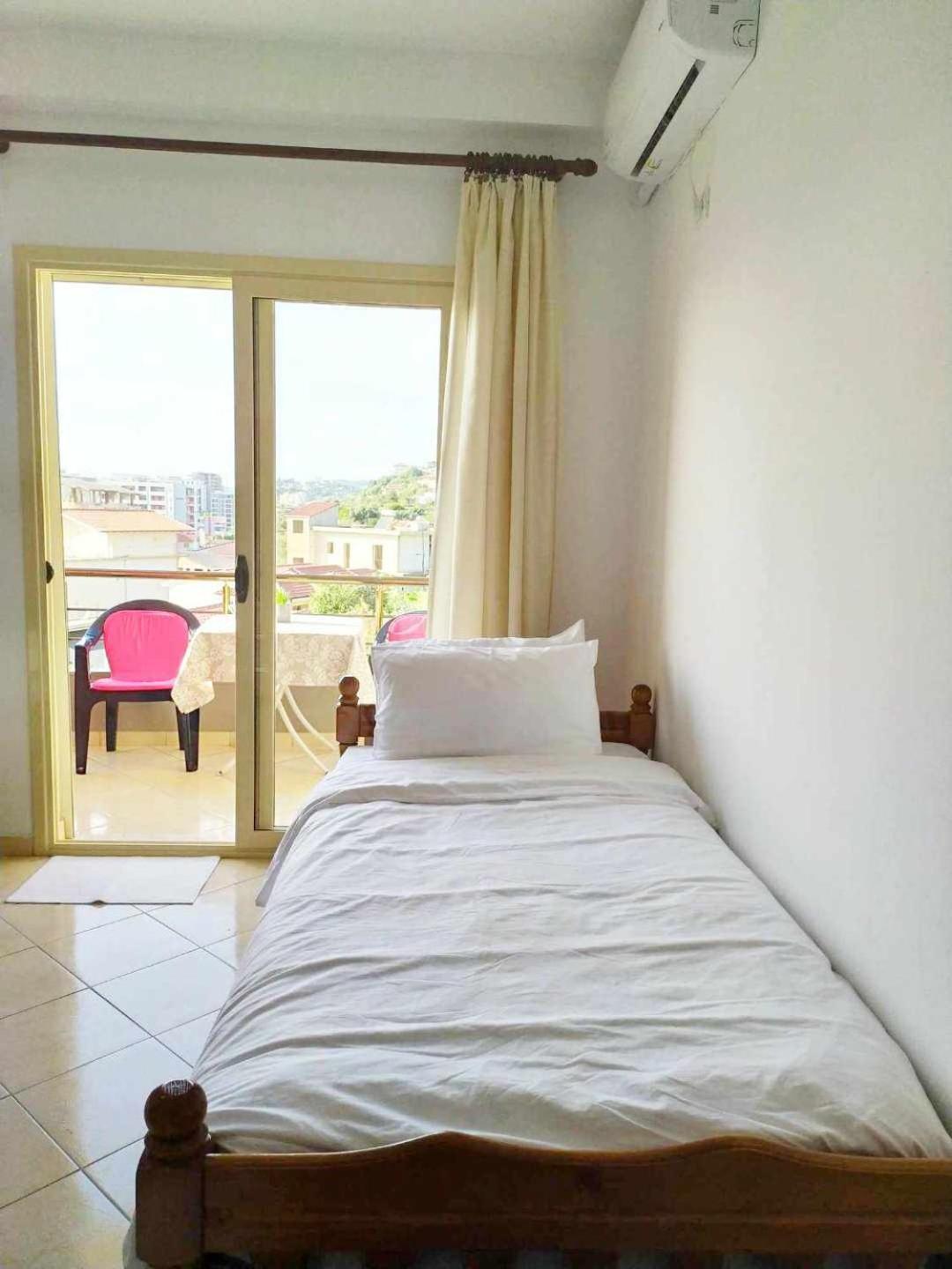 Valbona Apartments Vlorë Extérieur photo